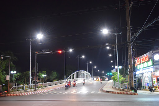 Thay thế và lắp đặt đèn đường LED cần chú ý những gì?
